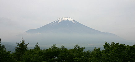 2005年6月8日の富士山